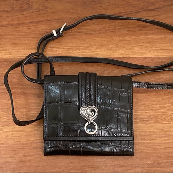 Vintage BRIGHTON Black Leather Silver Heart Crossbody Wallet W/ Removable Strap - Picture 1 of 16